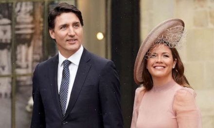 BREAKING NEWS – Internet Buzzes over Trudeau’s Relationship Status